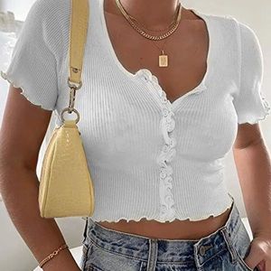 White Button Up Top🤍🤍